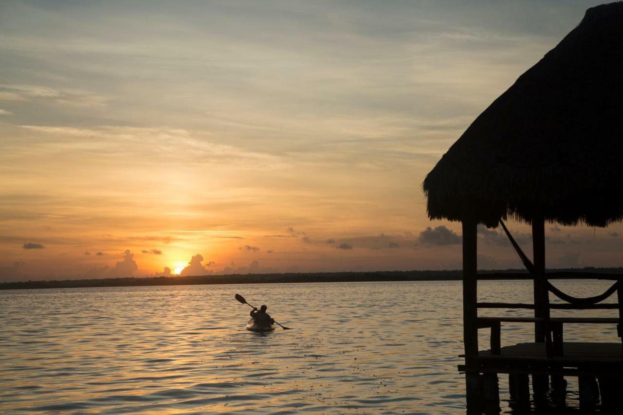 Private Bungalow @ Bacalar 7 Colors Lagoon Exterior foto